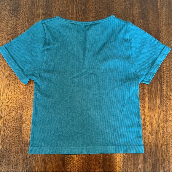 Aura Crop Top Blue Green Stretch Asymmetrical Neck Cut Out Short Sleeve M/L - Picture 2 of 5